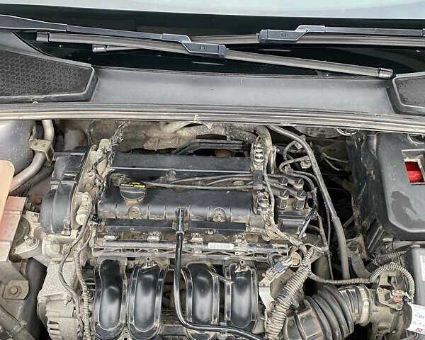 Серый Форд Фокус, объемом двигателя 1.6 л и пробегом 178 тыс. км за 7600 $, фото 34 на Automoto.ua