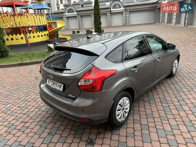 Серый Форд Фокус, объемом двигателя 2 л и пробегом 178 тыс. км за 6450 $, фото 132 на Automoto.ua