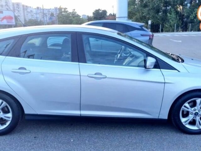 Сірий Форд Фокус, об'ємом двигуна 1 л та пробігом 175 тис. км за 6100 $, фото 3 на Automoto.ua
