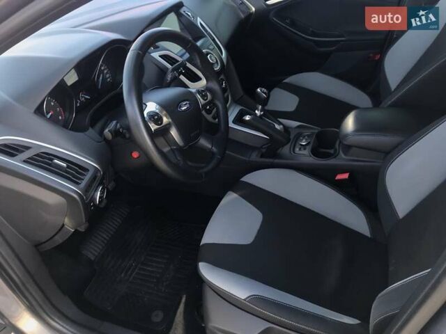 Форд Фокус 2013 в Киеве на Automoto.ua Серый Форд Фокус, объемом двигателя 1 л и пробегом 70 тыс. км за 6900 $, фото 7 на Automoto.ua
