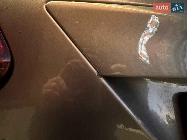 Сірий Форд Фокус, об'ємом двигуна 2 л та пробігом 240 тис. км за 8100 $, фото 14 на Automoto.ua