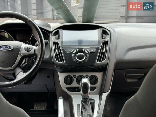 Серый Форд Фокус, объемом двигателя 2 л и пробегом 178 тыс. км за 6450 $, фото 66 на Automoto.ua