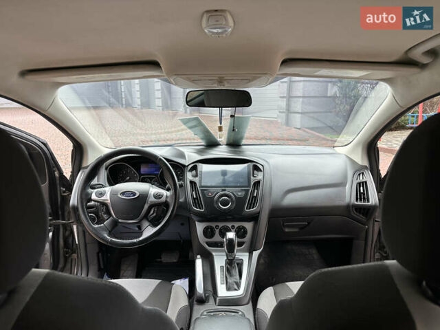 Серый Форд Фокус, объемом двигателя 2 л и пробегом 178 тыс. км за 6450 $, фото 68 на Automoto.ua