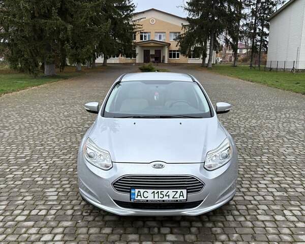 Серый Форд Фокус, объемом двигателя 0 л и пробегом 131 тыс. км за 7500 $, фото 11 на Automoto.ua