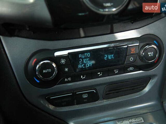 Серый Форд Фокус, объемом двигателя 2 л и пробегом 122 тыс. км за 5999 $, фото 17 на Automoto.ua