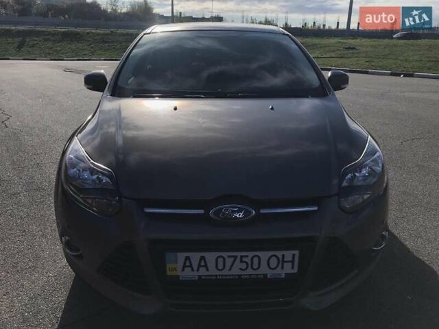 Форд Фокус 2013 в Киеве на Automoto.ua Серый Форд Фокус, объемом двигателя 1 л и пробегом 70 тыс. км за 6900 $, фото 6 на Automoto.ua