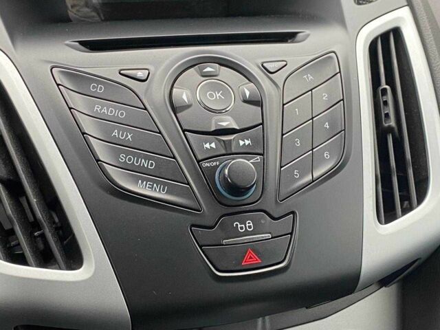 Сірий Форд Фокус, об'ємом двигуна 1.6 л та пробігом 199 тис. км за 6490 $, фото 16 на Automoto.ua