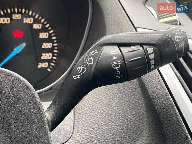 Серый Форд Фокус, объемом двигателя 1.6 л и пробегом 199 тыс. км за 6490 $, фото 23 на Automoto.ua