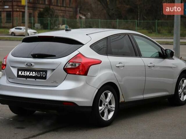 Сірий Форд Фокус, об'ємом двигуна 2 л та пробігом 163 тис. км за 7600 $, фото 5 на Automoto.ua