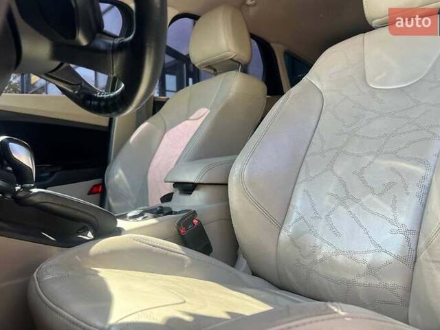 Серый Форд Фокус, объемом двигателя 0 л и пробегом 102 тыс. км за 7800 $, фото 9 на Automoto.ua