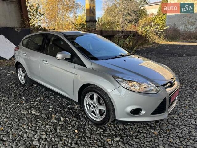Сірий Форд Фокус, об'ємом двигуна 1.6 л та пробігом 130 тис. км за 9350 $, фото 4 на Automoto.ua