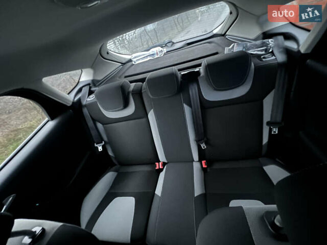 Серый Форд Фокус, объемом двигателя 1 л и пробегом 126 тыс. км за 6500 $, фото 6 на Automoto.ua