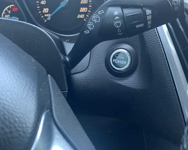 Серый Форд Фокус, объемом двигателя 1.56 л и пробегом 222 тыс. км за 8750 $, фото 32 на Automoto.ua