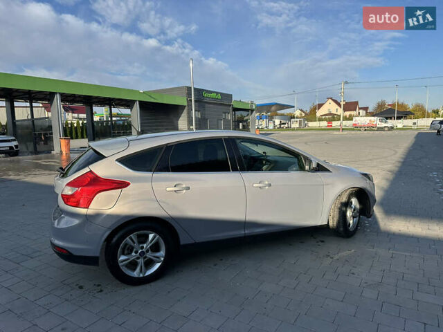 Сірий Форд Фокус, об'ємом двигуна 1 л та пробігом 186 тис. км за 5800 $, фото 5 на Automoto.ua