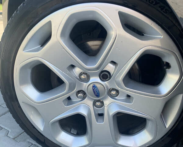 Серый Форд Фокус, объемом двигателя 1.56 л и пробегом 222 тыс. км за 8750 $, фото 24 на Automoto.ua