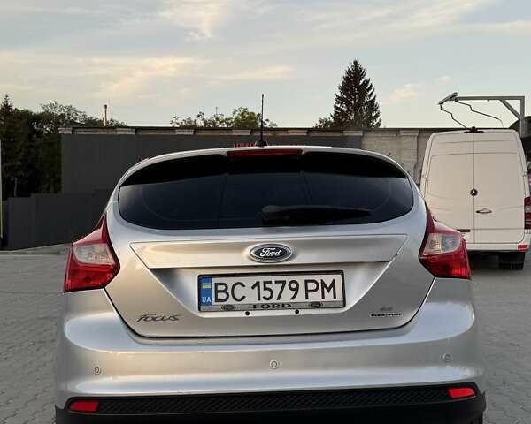 Форд Фокус 2013 у Львові на Automoto.ua Сірий Форд Фокус, об'ємом двигуна 2 л та пробігом 128 тис. км за 8000 $, фото 4 на Automoto.ua