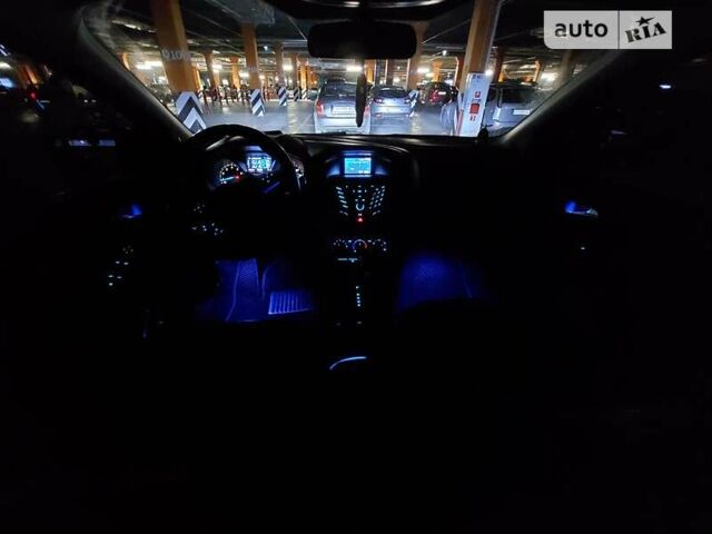 Сірий Форд Фокус, об'ємом двигуна 2 л та пробігом 239 тис. км за 8500 $, фото 33 на Automoto.ua