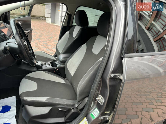 Серый Форд Фокус, объемом двигателя 2 л и пробегом 178 тыс. км за 6450 $, фото 91 на Automoto.ua