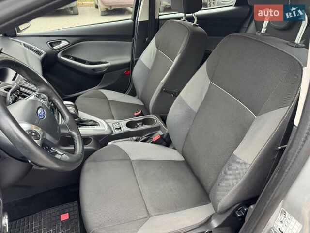 Серый Форд Фокус, объемом двигателя 1.6 л и пробегом 130 тыс. км за 8900 $, фото 27 на Automoto.ua