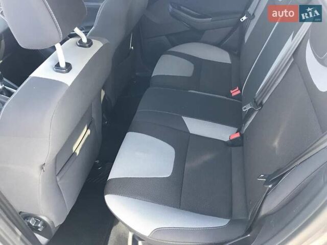 Форд Фокус 2013 в Киеве на Automoto.ua Серый Форд Фокус, объемом двигателя 1 л и пробегом 70 тыс. км за 6900 $, фото 8 на Automoto.ua