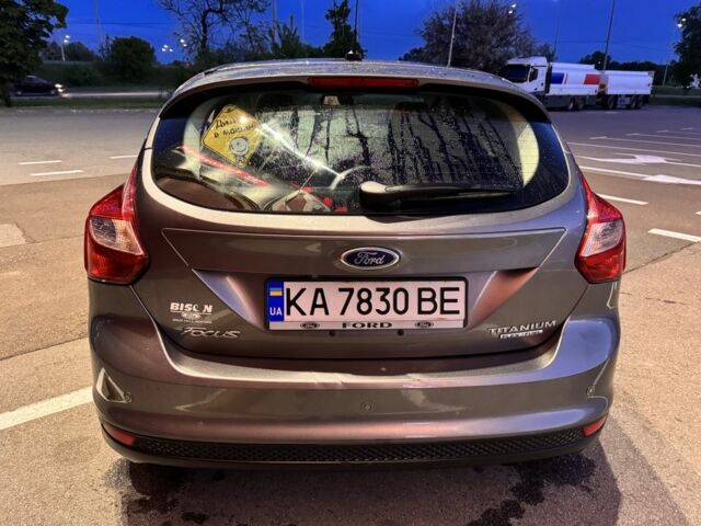 Сірий Форд Фокус, об'ємом двигуна 2 л та пробігом 234 тис. км за 10000 $, фото 2 на Automoto.ua