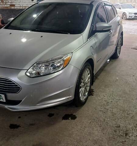 Сірий Форд Фокус, об'ємом двигуна 0 л та пробігом 145 тис. км за 6200 $, фото 2 на Automoto.ua