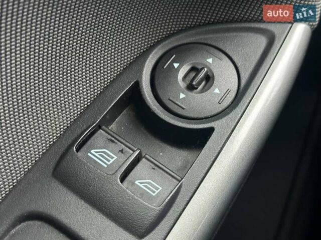 Серый Форд Фокус, объемом двигателя 1 л и пробегом 157 тыс. км за 7990 $, фото 19 на Automoto.ua