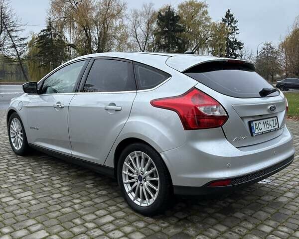 Серый Форд Фокус, объемом двигателя 0 л и пробегом 131 тыс. км за 7500 $, фото 7 на Automoto.ua