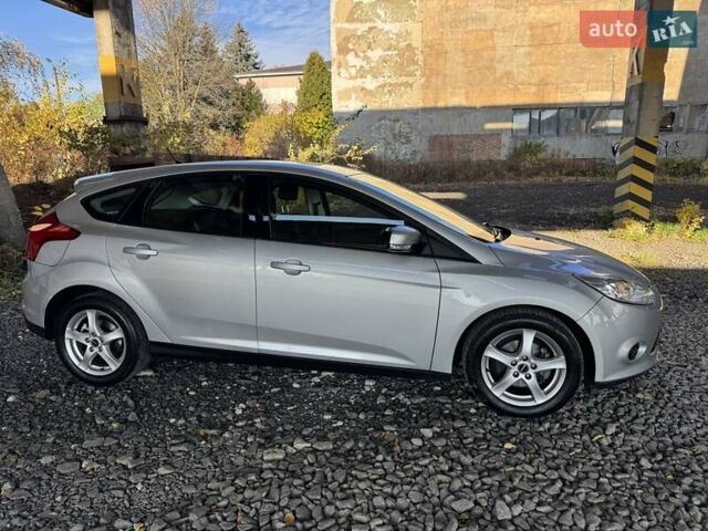 Сірий Форд Фокус, об'ємом двигуна 1.6 л та пробігом 130 тис. км за 9350 $, фото 5 на Automoto.ua