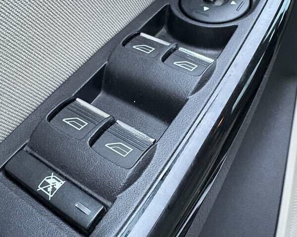 Серый Форд Фокус, объемом двигателя 0 л и пробегом 131 тыс. км за 7500 $, фото 25 на Automoto.ua