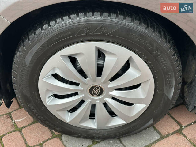 Серый Форд Фокус, объемом двигателя 2 л и пробегом 178 тыс. км за 6450 $, фото 110 на Automoto.ua