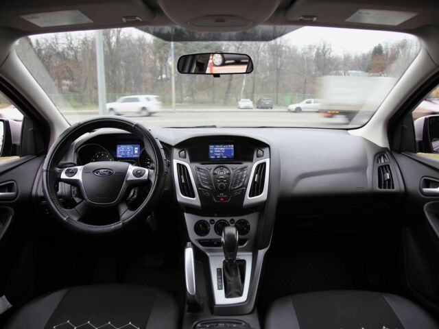 Сірий Форд Фокус, об'ємом двигуна 2 л та пробігом 163 тис. км за 7600 $, фото 12 на Automoto.ua