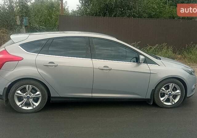 Серый Форд Фокус, объемом двигателя 1 л и пробегом 83 тыс. км за 7500 $, фото 1 на Automoto.ua
