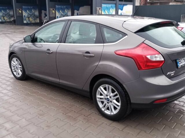 Серый Форд Фокус, объемом двигателя 2 л и пробегом 290 тыс. км за 7900 $, фото 1 на Automoto.ua