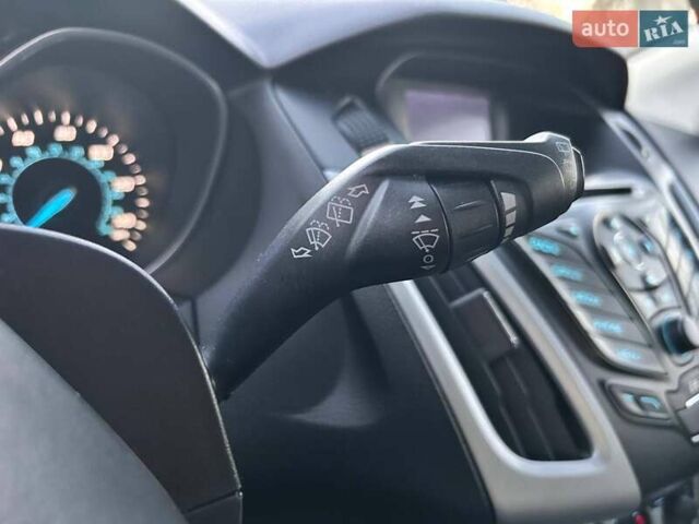 Форд Фокус 2013 в Одессе на Automoto.ua Серый Форд Фокус, объемом двигателя 2 л и пробегом 159 тыс. км за 7200 $, фото 17 на Automoto.ua