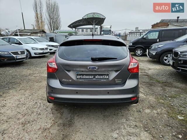 Серый Форд Фокус, объемом двигателя 1 л и пробегом 80 тыс. км за 7900 $, фото 5 на Automoto.ua