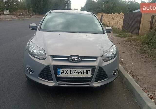 Серый Форд Фокус, объемом двигателя 1 л и пробегом 83 тыс. км за 7500 $, фото 6 на Automoto.ua