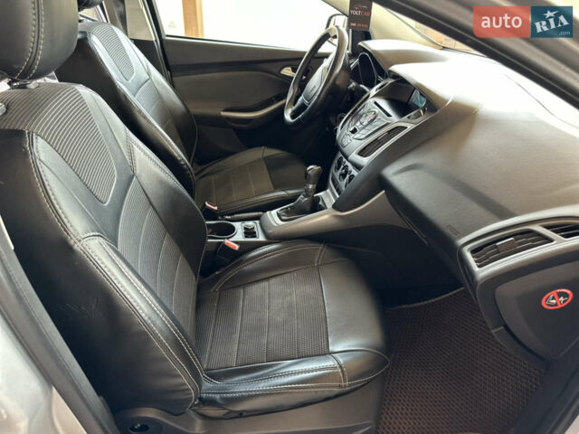 Сірий Форд Фокус, об'ємом двигуна 1 л та пробігом 145 тис. км за 6700 $, фото 11 на Automoto.ua