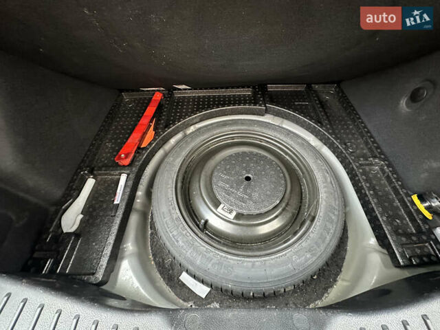 Серый Форд Фокус, объемом двигателя 2 л и пробегом 178 тыс. км за 6450 $, фото 20 на Automoto.ua