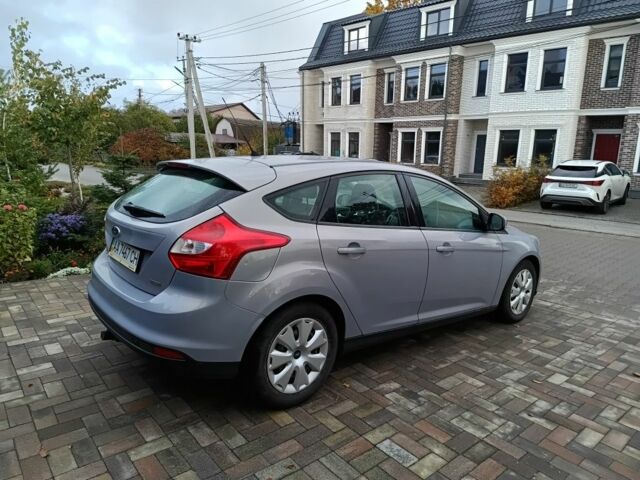 Форд Фокус 2013 у Ирпене на Automoto.ua Сірий Форд Фокус, об'ємом двигуна 1 л та пробігом 156 тис. км за 8200 $, фото 3 на Automoto.ua