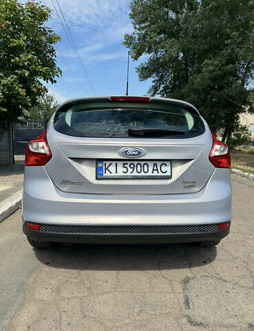 Серый Форд Фокус, объемом двигателя 1 л и пробегом 190 тыс. км за 6950 $, фото 6 на Automoto.ua