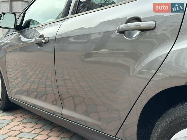 Серый Форд Фокус, объемом двигателя 2 л и пробегом 178 тыс. км за 6450 $, фото 138 на Automoto.ua