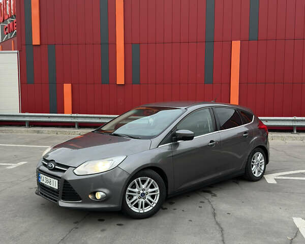 Серый Форд Фокус, объемом двигателя 2 л и пробегом 187 тыс. км за 8800 $, фото 1 на Automoto.ua