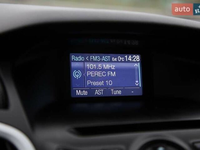 Сірий Форд Фокус, об'ємом двигуна 2 л та пробігом 163 тис. км за 7600 $, фото 15 на Automoto.ua