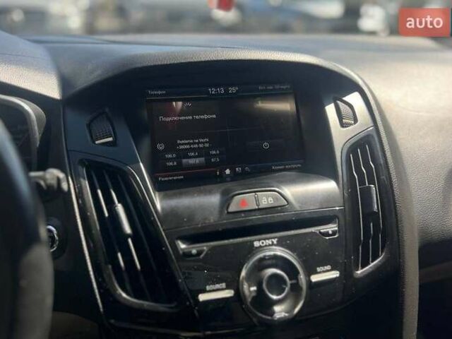 Серый Форд Фокус, объемом двигателя 0 л и пробегом 102 тыс. км за 7800 $, фото 16 на Automoto.ua