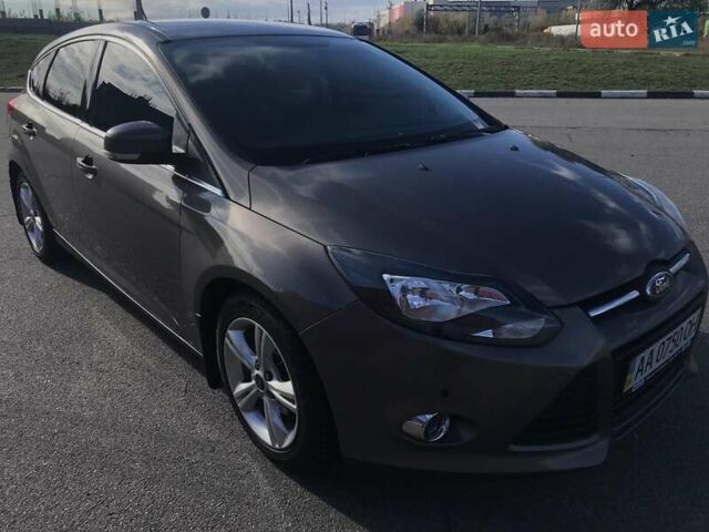 Форд Фокус 2013 в Киеве на Automoto.ua Серый Форд Фокус, объемом двигателя 1 л и пробегом 70 тыс. км за 6900 $, фото 4 на Automoto.ua