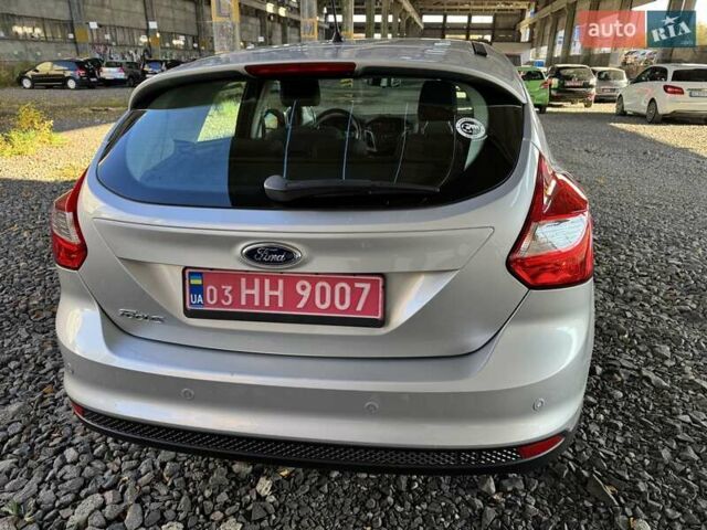 Сірий Форд Фокус, об'ємом двигуна 1.6 л та пробігом 130 тис. км за 9350 $, фото 9 на Automoto.ua