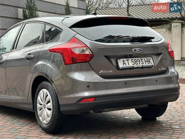Серый Форд Фокус, объемом двигателя 2 л и пробегом 178 тыс. км за 6450 $, фото 142 на Automoto.ua