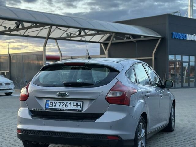 Серый Форд Фокус, объемом двигателя 1.6 л и пробегом 242 тыс. км за 5400 $, фото 3 на Automoto.ua
