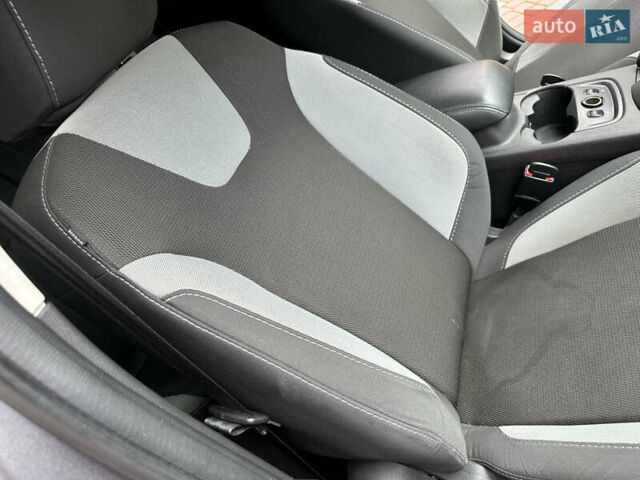 Серый Форд Фокус, объемом двигателя 2 л и пробегом 178 тыс. км за 6450 $, фото 50 на Automoto.ua